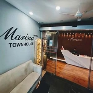 Marina Hotels